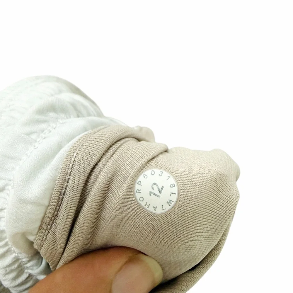 Lululemon Hotty Hot Short II 2.5 White Running Shorts Size 12 W8H01S‎